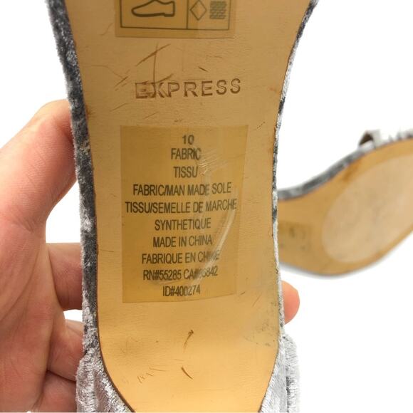 EXPRESS Crushed Velvet Ankle Strap Heels Silver 10 - Picture 10 of 10